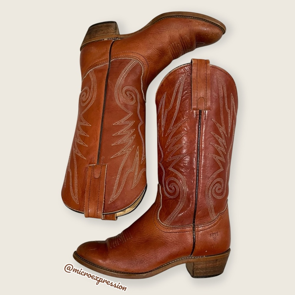 VINTAGE 1990s Frye Brown Tan Leather Pull On Low Heel Western Boho Cowboy Boot - Picture 7 of 16